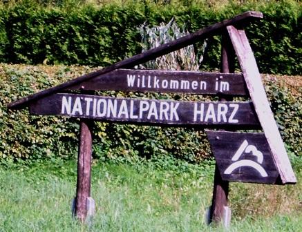Willkommensschild im Nationalpark Harz